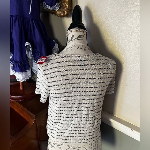 🤍 Forever 21 Soft Stretchy Cropped Top Made in USA Size M - Picture 3 of 6